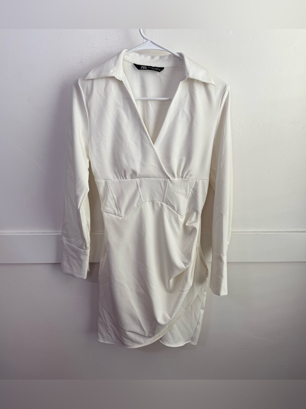 ZARA Oyster White Ruched Corset Long Sleeve Dress - Picture 3 of 11